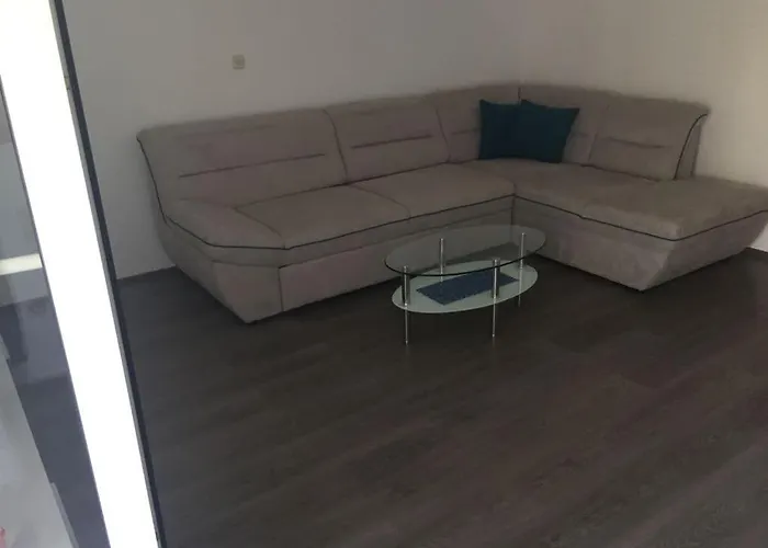 Ana 公寓 马林斯卡